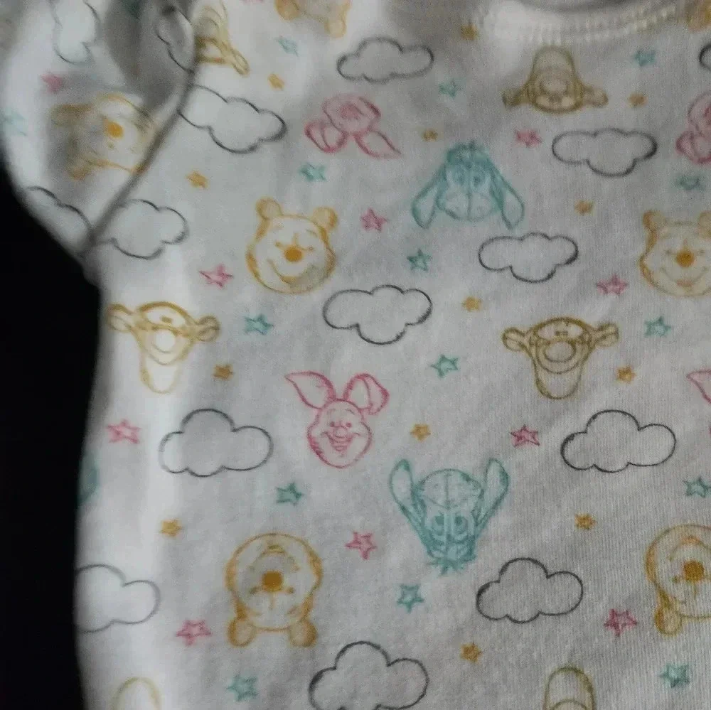 Winnie the Pooh Gendee Neutral Infant‎ onesie Size 3-6 Months